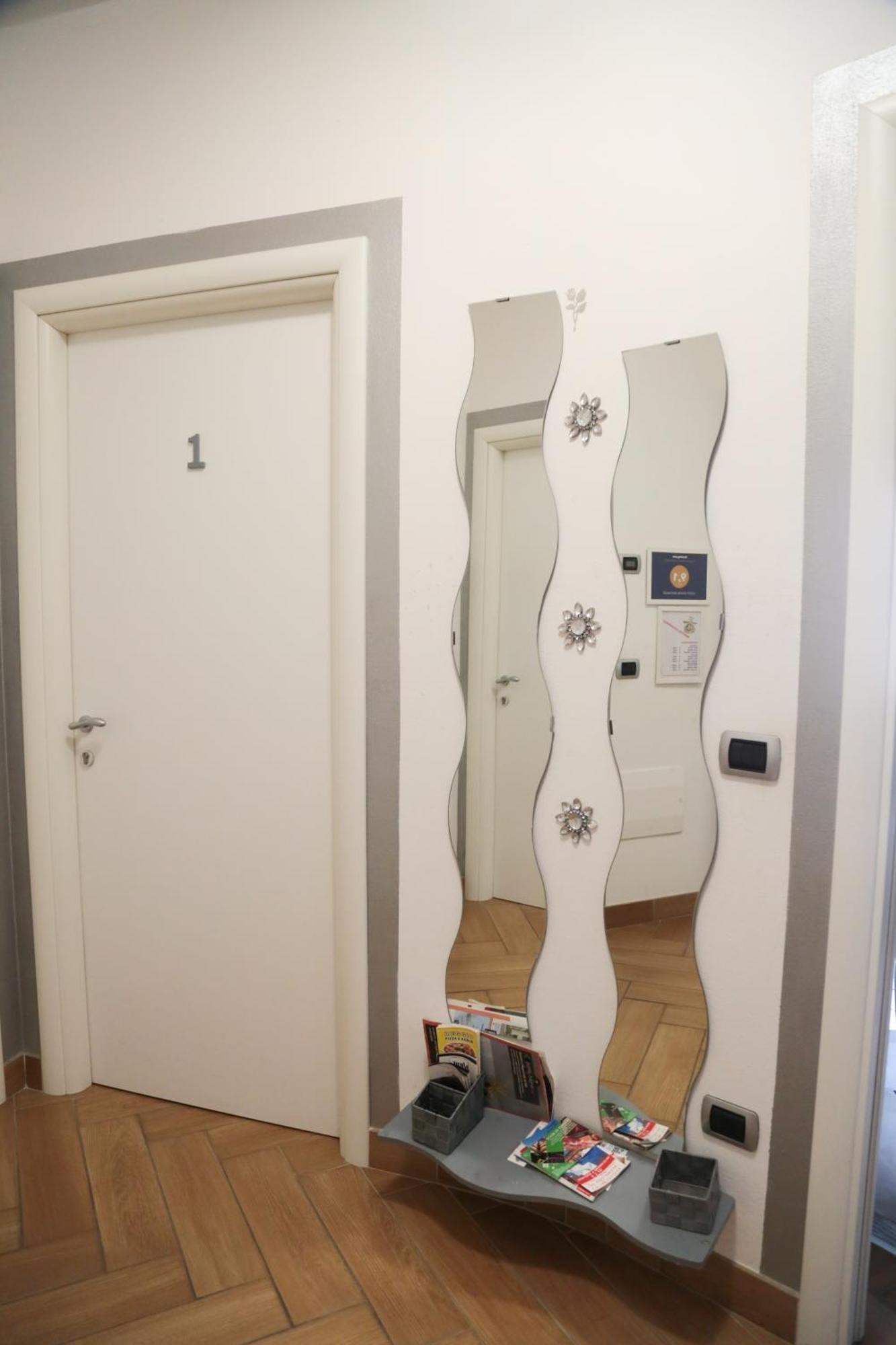 Guest House Simonazzi Reggio nell'Emilia Esterno foto
